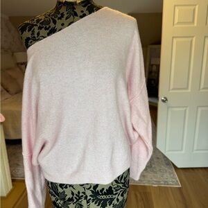 American Vintage Pink Off-Shoulder Sweater